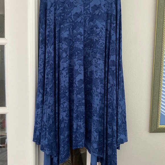 GAP Blue Floral Jersey Tiered Handkerchief Hem Maxi Skirt Small Tall - Picture 6 of 6